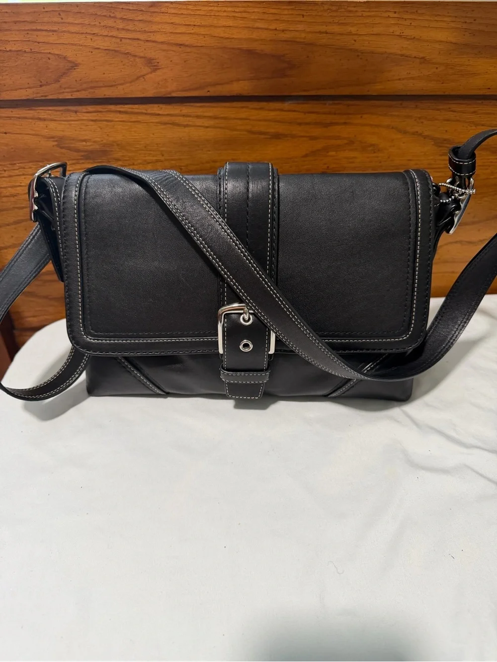 Vintage COACH Hampton Black Leather Buckle Y2k Shoulder Crossbody Bag F-12606